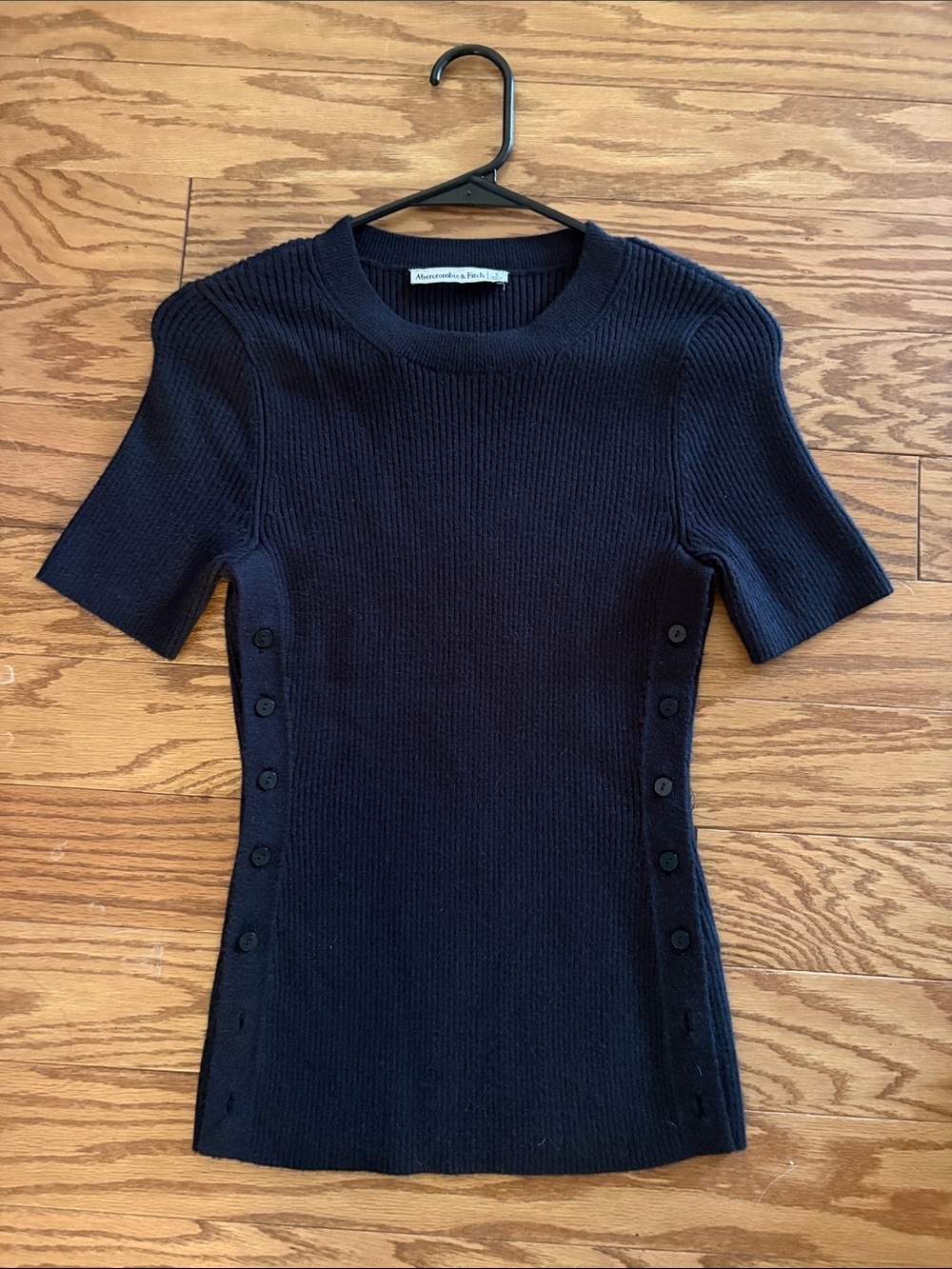 Abercrombie & Fitch LuxeLoft Side-Button Sweater Tee
